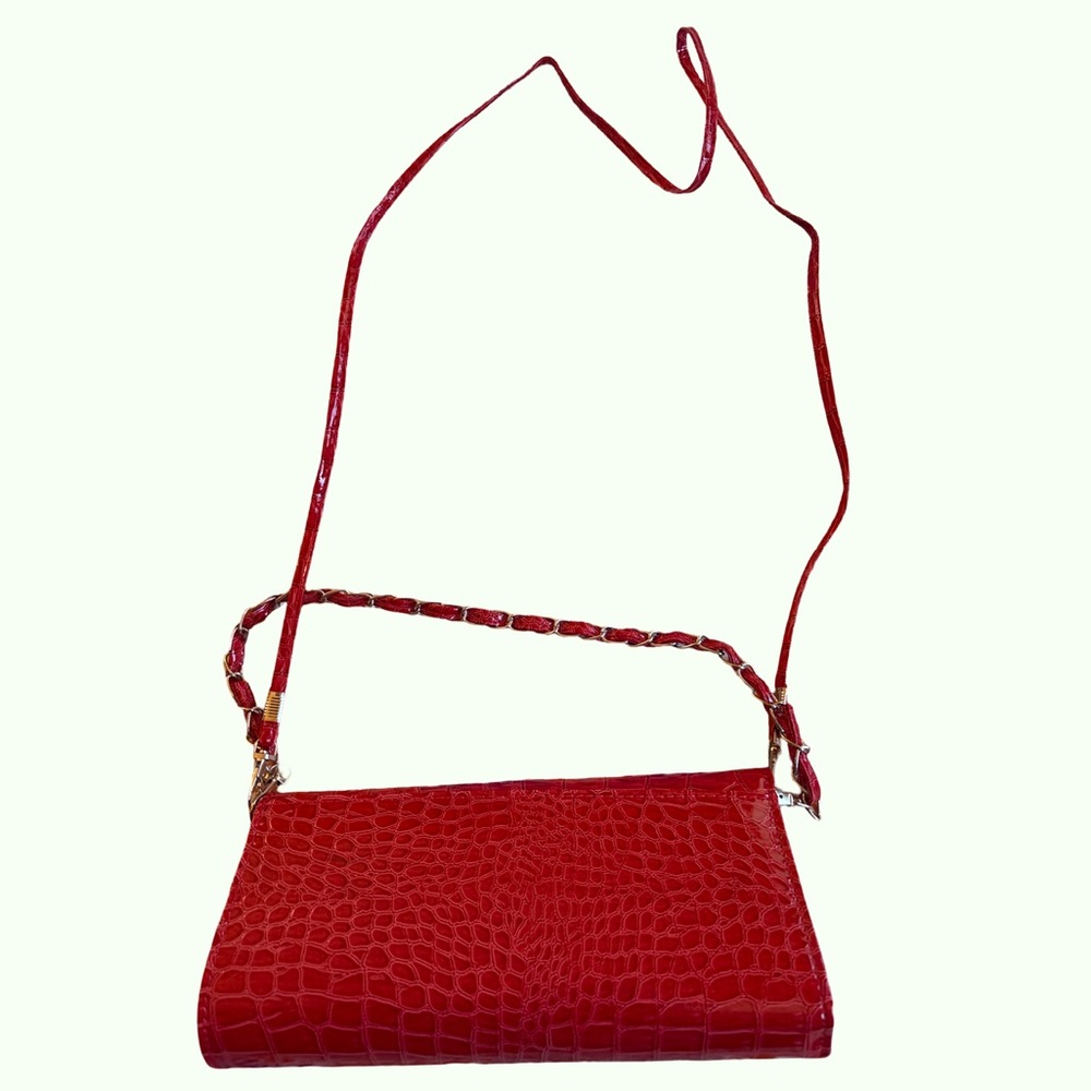 Red Crocodile-Textured Crossbody Bag - Picture 2 of 5